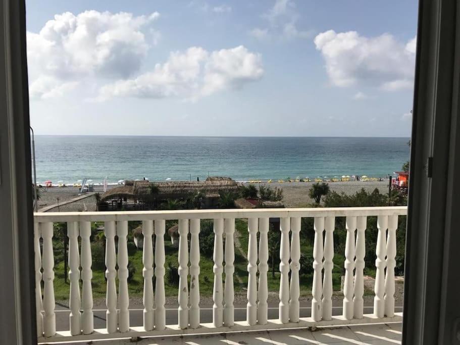 Sea View Studio Apartment In Gonio-Kvariati Εξωτερικό φωτογραφία