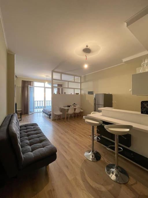 Sea View Studio Apartment In Gonio-Kvariati Εξωτερικό φωτογραφία